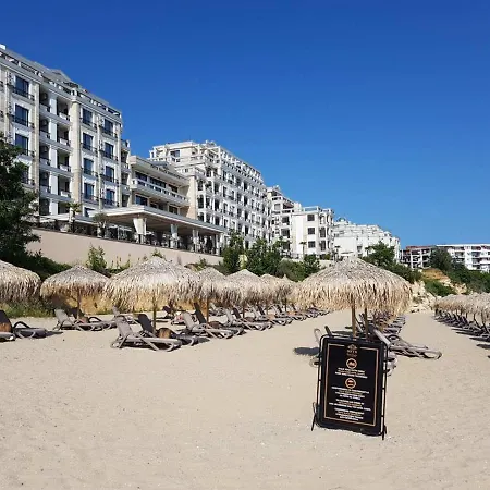 Onyx 2 Private Beach *