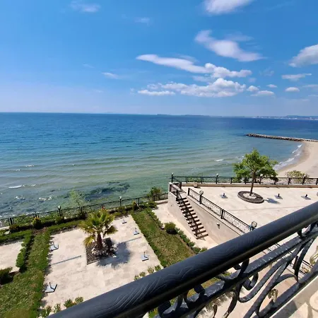 Onyx 2 Private Beach Lägenhet *