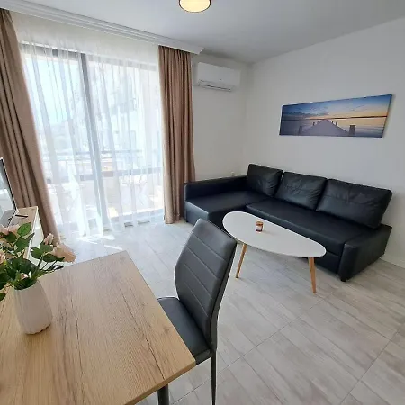 Apartment Onyx 2 Private Beach *